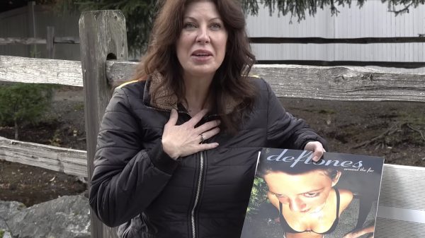 deftones-around-the-fur-cover-model