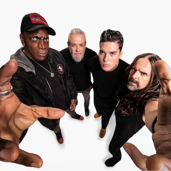 Sepultura 2026 band photo featuring Derrick Green on vocals, Andreas Kisser on guitars, Paulo Jr. on bass, and Greyson Nekrutman on drums